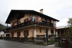 Hotel Garni Otto Huber Oberammergau